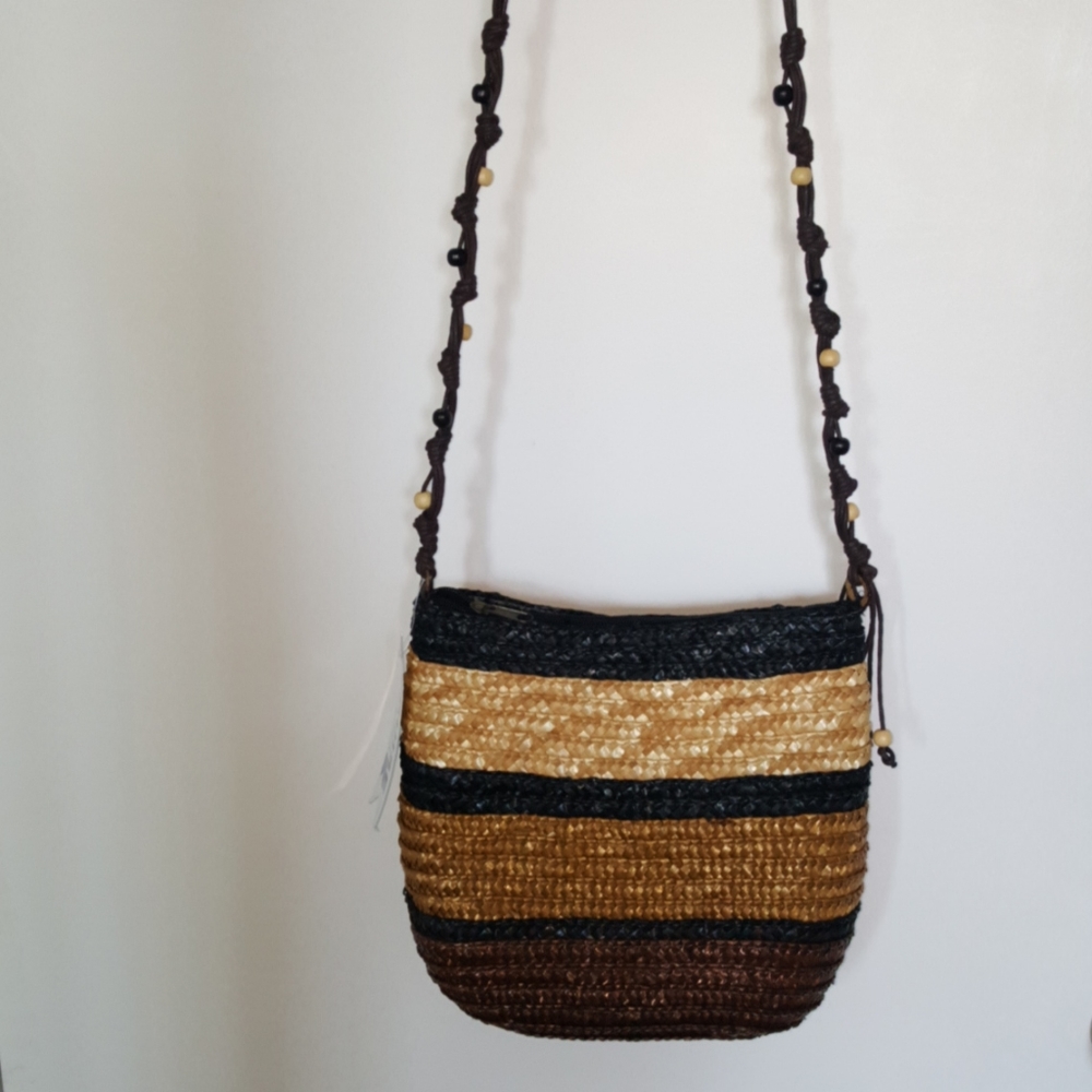 Crossbody woven straw multicolored lined purse